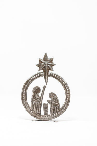 Circlet Standing Nativity